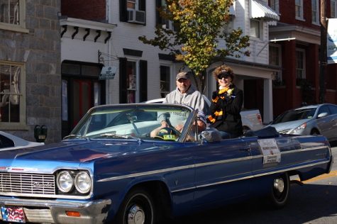 President Mary J.C. Hendrix and Shepherdstown Mayor Jim Auxer