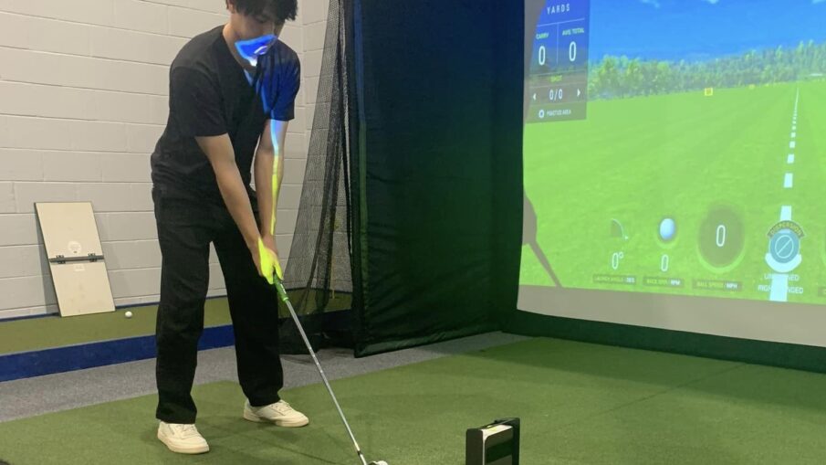 Shepherd’s Golf Teams New Simulator SUPicket